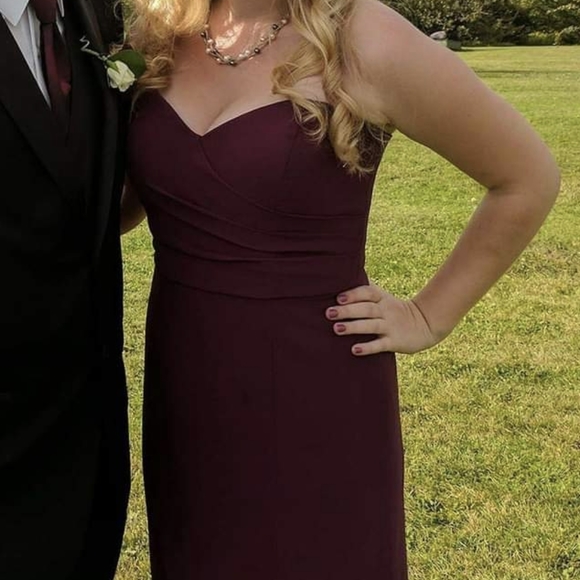 Size 10 Bordeaux Social Bridesmaids dress - Picture 8 of 8